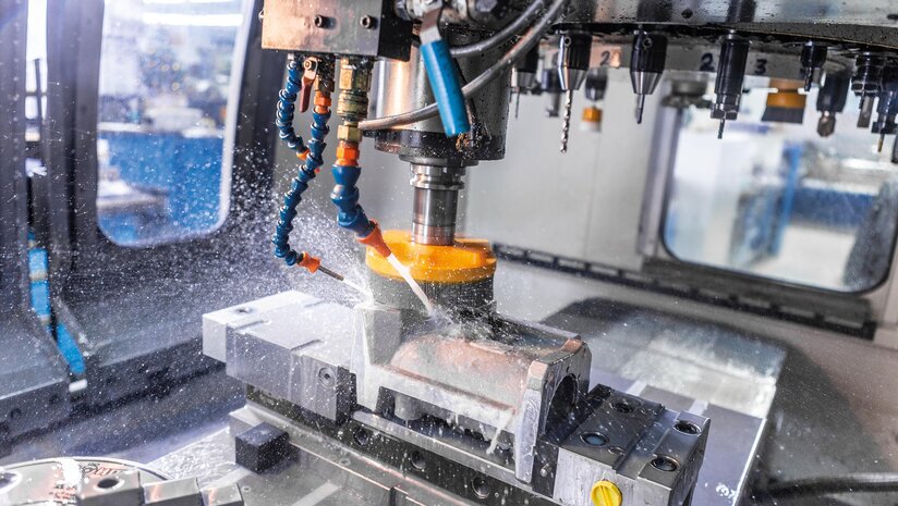 Mașină CNC Osborn ATB